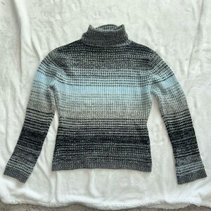 Women’s Gray Sweater